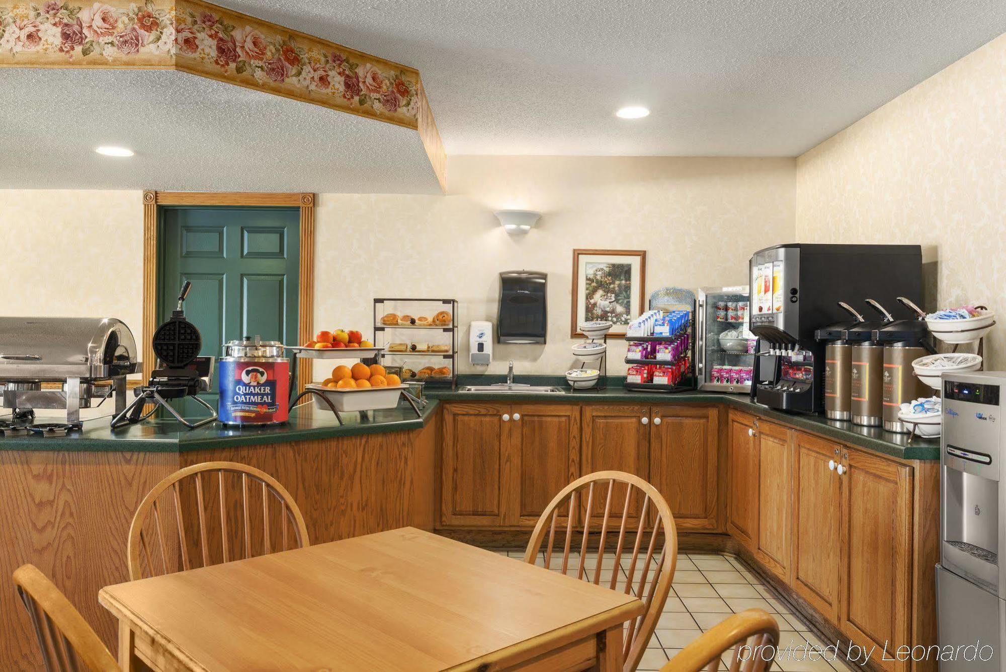 Country Inn & Suites By Radisson, Mason City, Ia Exteriér fotografie
