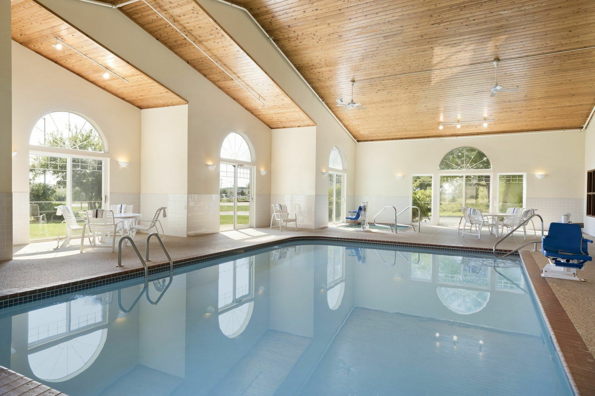 Country Inn & Suites By Radisson, Mason City, Ia Exteriér fotografie